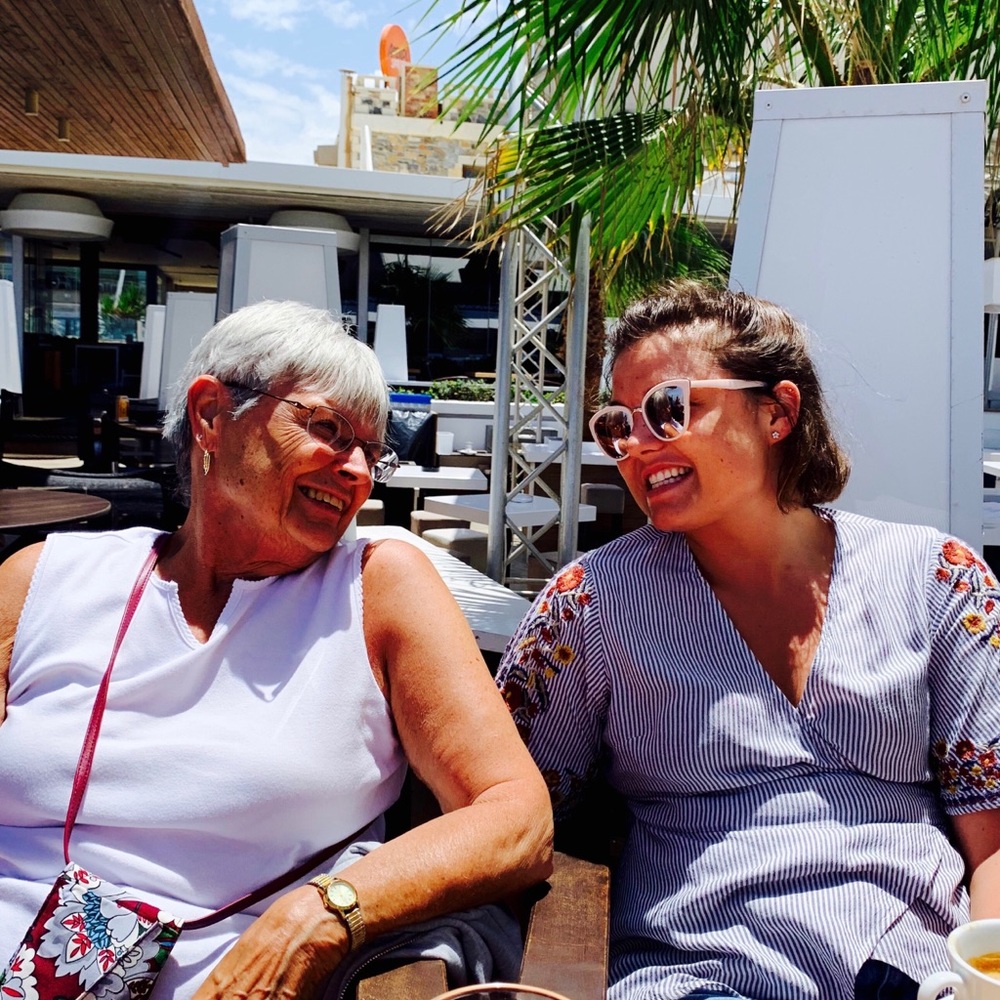 Meet your Posher, Melissa